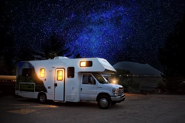 Cómo elegir un camping para autocaravanas y furgonetas camper por primera vez